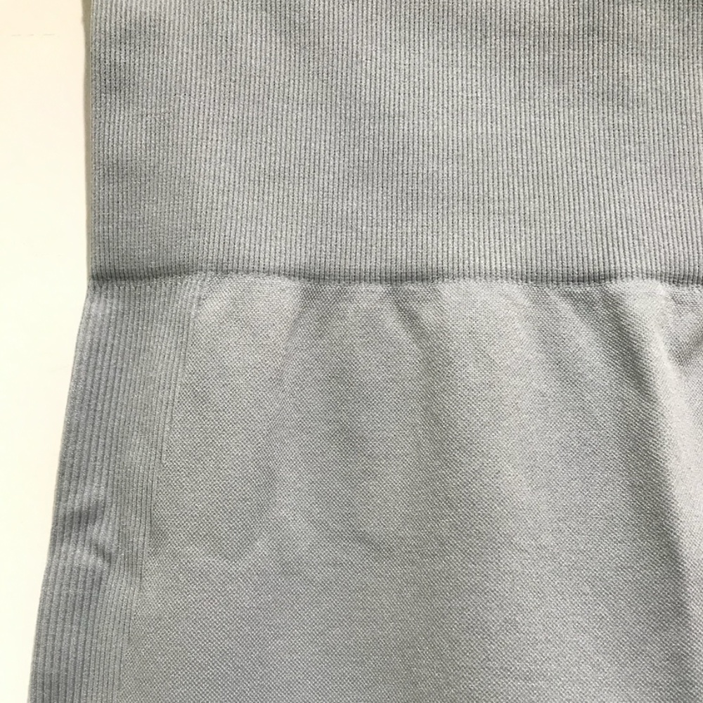 NWT WeWoreWhat Pearl Blue Seamless Leggings - Picture 6 of 16